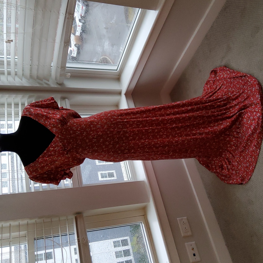 **Last One Left**Selkie The Flutter Slip Dress in Jam Cake - Picture 7 of 16